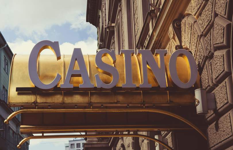 Local Casinos vs International Casino Platforms: A Comprehensive Comparison Local Casinos vs International Casino Platforms: A Comprehensive Comparison